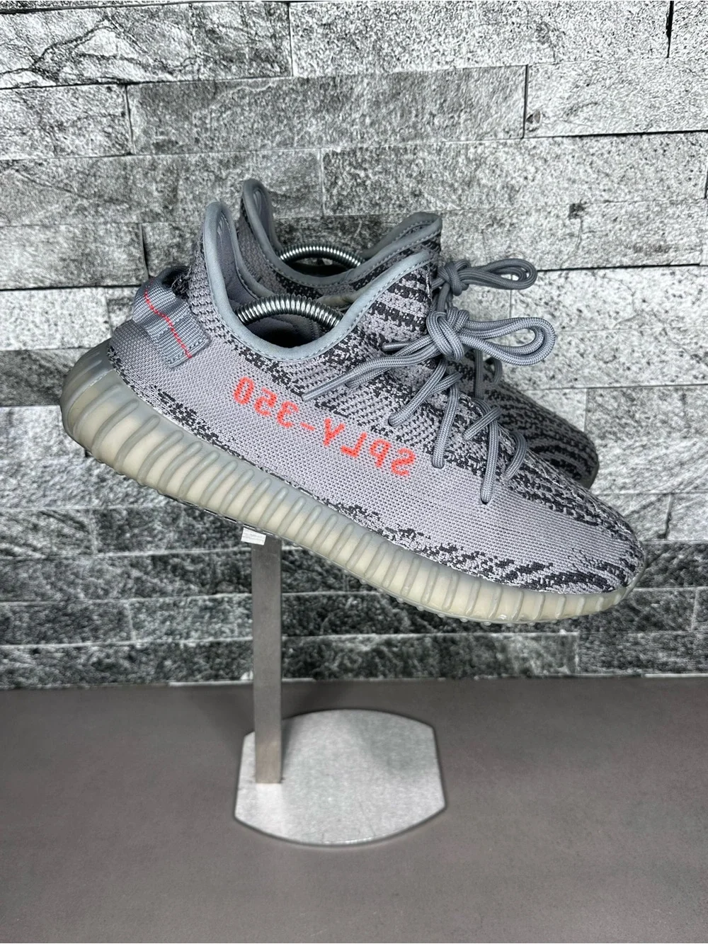 Adidas Yeezy Boost 350 V2 Beluga 2.0 - M10.5